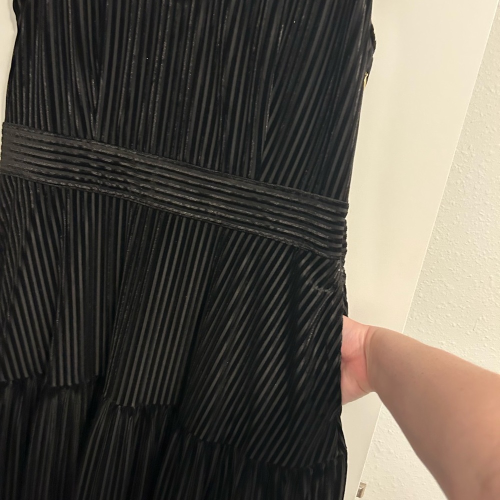 Draper James Black Ruffled Midi - Picture 6 of 7